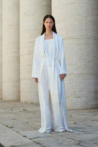 Look 23